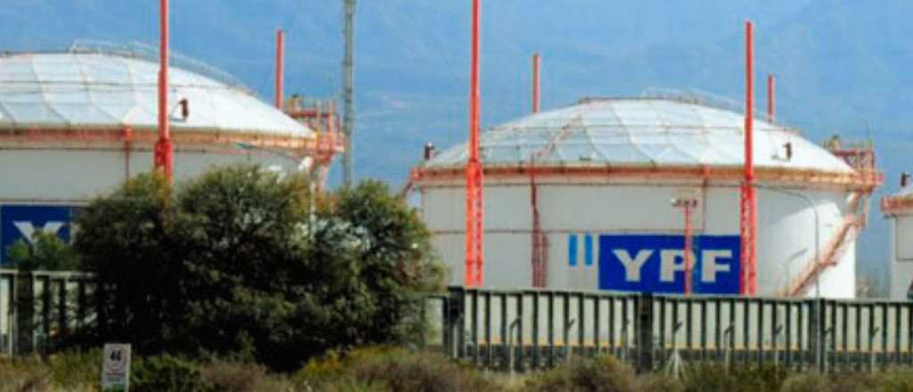 Tres detenidos por llevar material del cierre perimetral de YPF robado