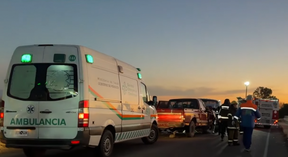 Quedó mal herida luego de un accidente en el Acceso Este