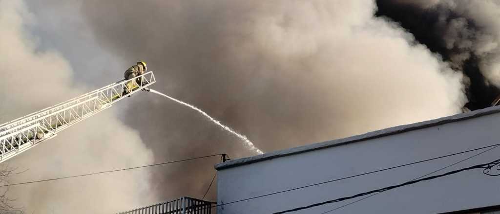 Habló el dueño del local incendiado y explicó qué habría originado el fuego