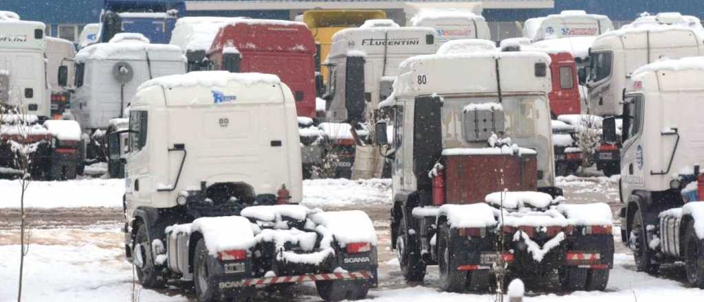 Mendoza coordina con otras provincias evitar el paso de camiones
