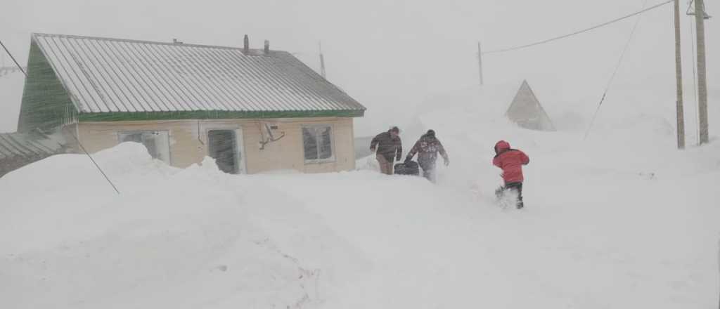 Evacuaron a tres personas que habían quedado varadas en Las Cuevas