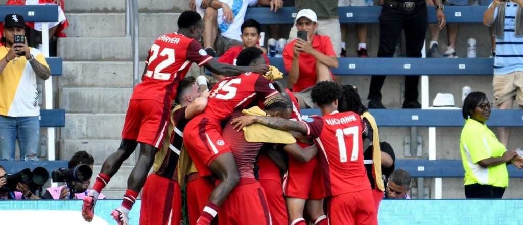 Canadá derrotó a Perú y sueña con pasar a Cuartos