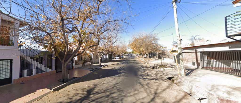 Atacaron a un chofer de Cabify y le robaron el auto, en Las Heras