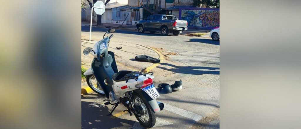 Una motociclista gravemente herida tras chocar con una camioneta en Las Heras
