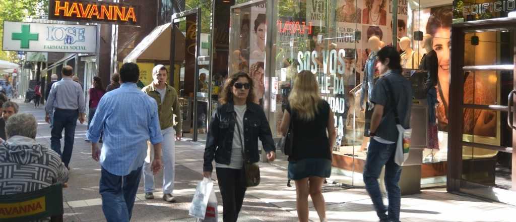 Comerciantes del Centro recuerdan que el próximo lunes no es feriado 