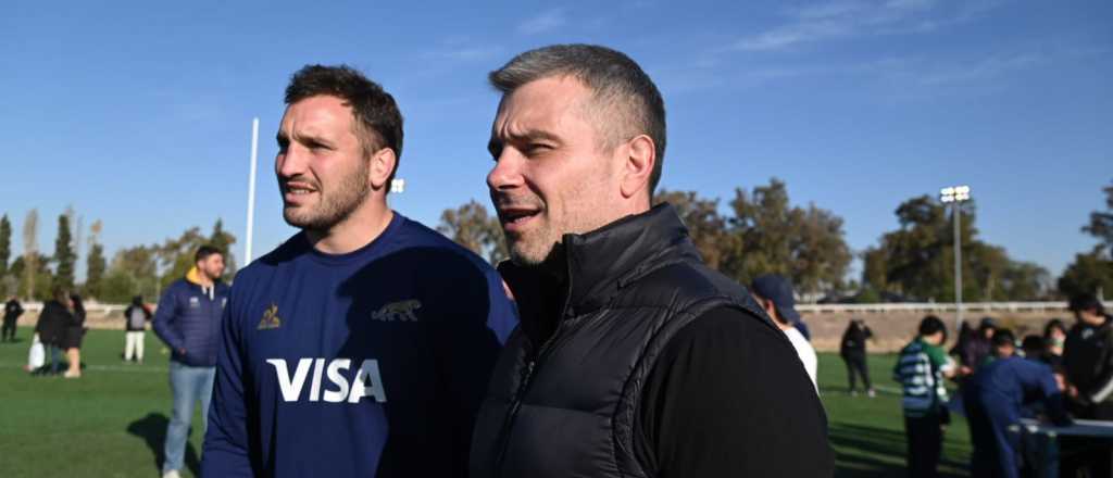 En la previa al partido con Francia, Los Pumas visitaron Godoy Cruz