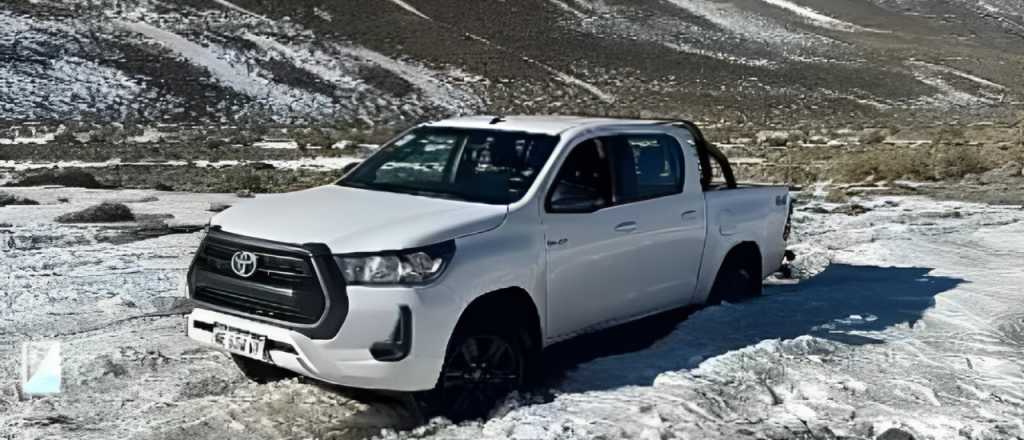 El Sosneado: caminaron 40 kilómetros en la nieve tras quedar varados