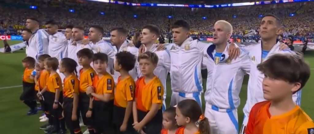 Video: así sonó el Himno argentino en la voz de Abel Pintos antes de la final