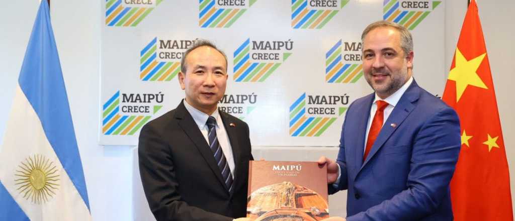 Stevanato recibió en Maipú al embajador chino para evaluar inversiones