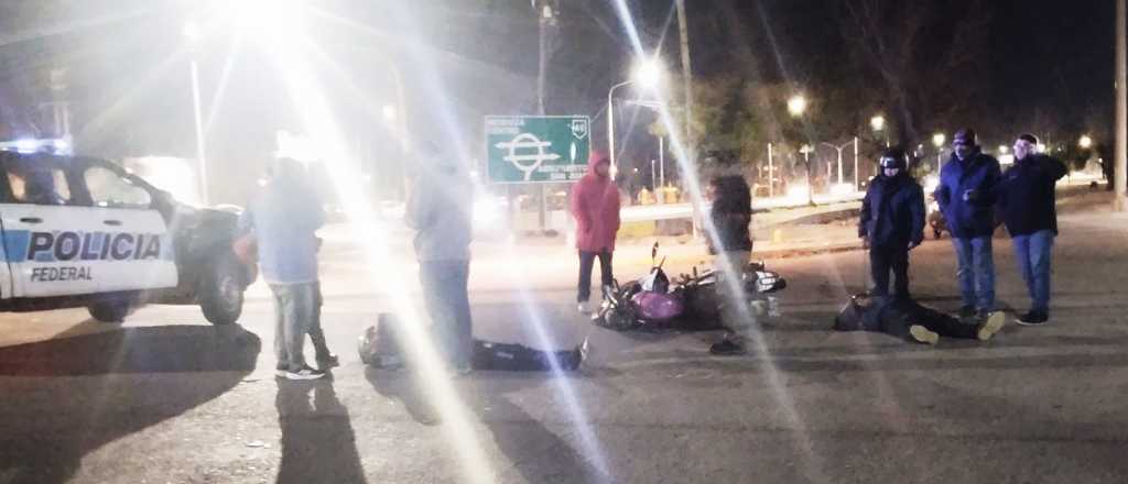 Dos motociclistas chocaron en el Acceso Norte e intervino la Policía Federal