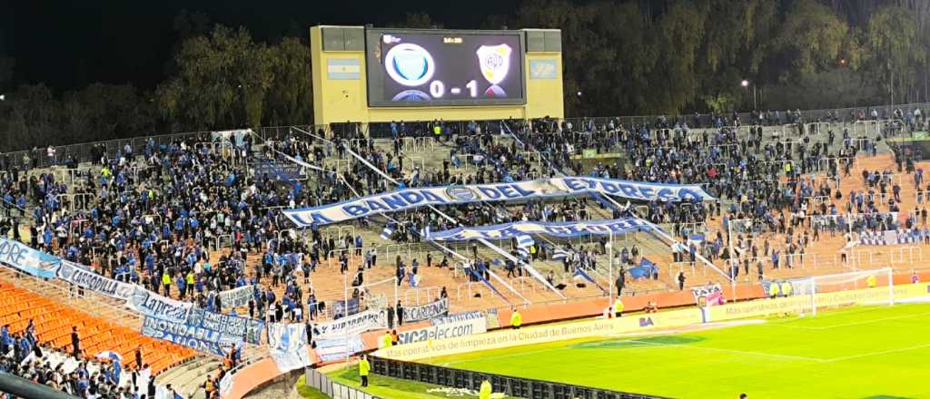 Temor y entradas caras: ¿por qué hubo poco público en Godoy Cruz - River?