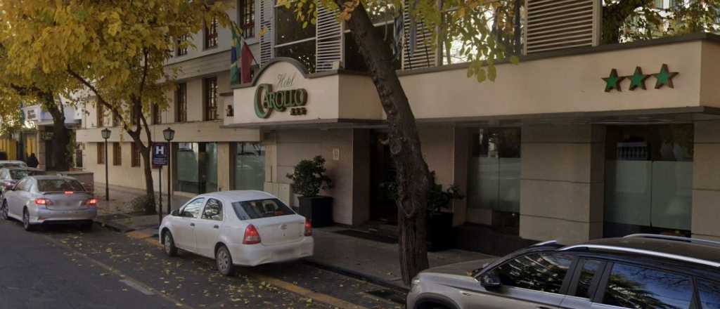 Robaron a un turista brasileño en un hotel del Centro: hay tres detenidos