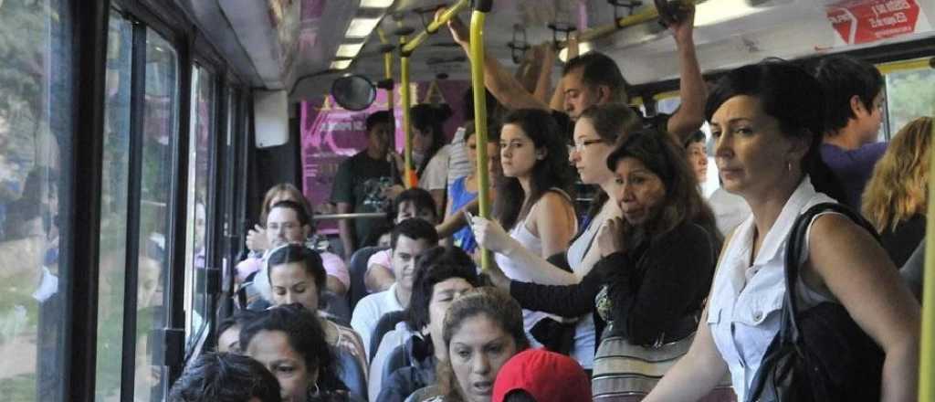 Aseguran que policias de civil viajan en los micros para brindar mayor seguridad