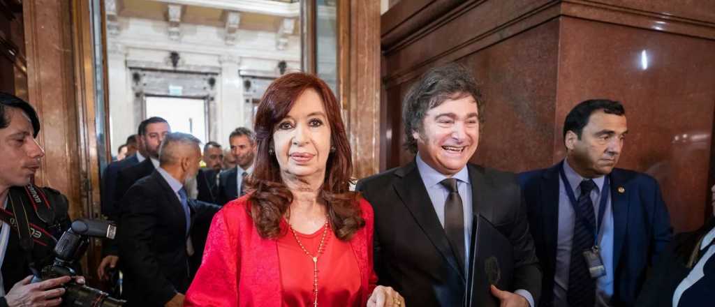 CFK a Milei: "Duplicamos la clase media que estás haciendo desaparecer"