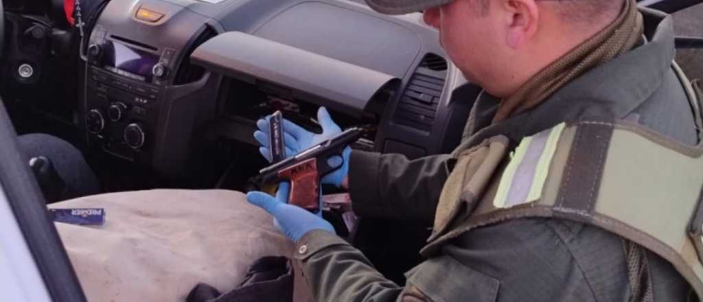 Descubrieron en Tunuyán a un hombre armado con 4 pedidos de captura