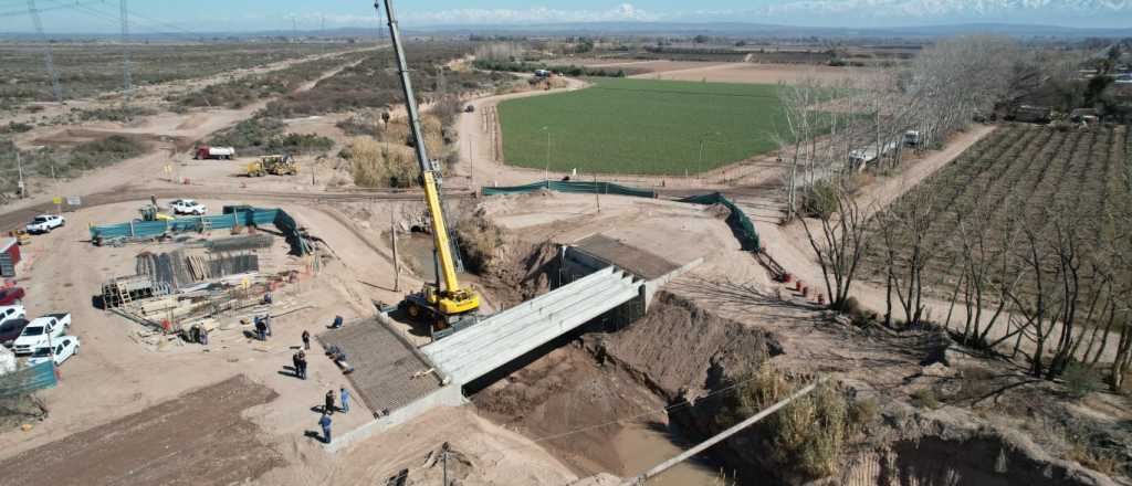 Así avanza el puente de la Ruta 14, en Barrancas