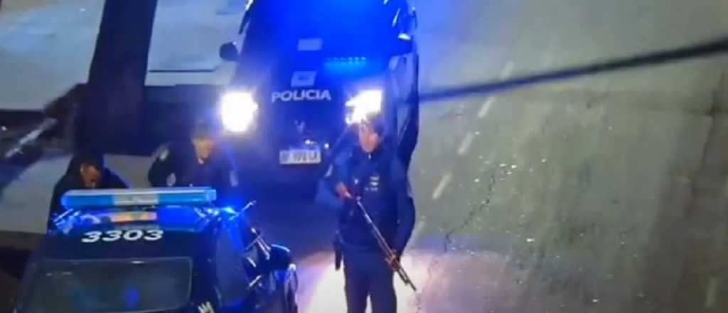 Video: así detuvo la Policía a un ladrón en una pizzería del centro