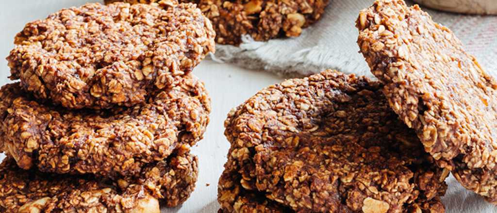 Así podés hacer unas nutritivas galletas de avena y banana en simples pasos