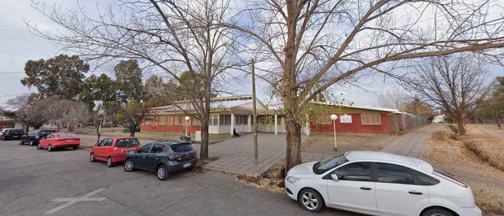 Violento asalto a alumnos de una escuela de un barrio Unimev