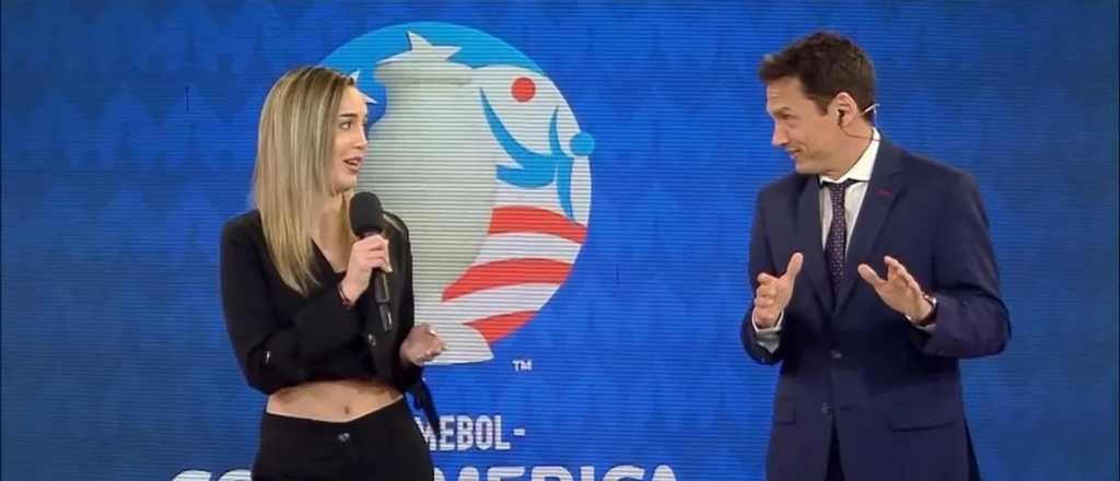 Quién es la joven periodista que cantó tras el partido entre Argentina y Chile