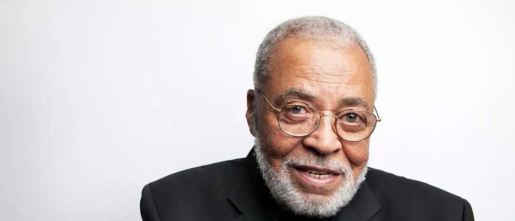 Murió James Earl Jones, la inconfundible voz de Darth Vader