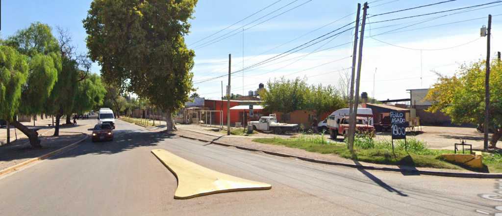 Asaltaron una gomería en Maipú y se llevaron una camioneta