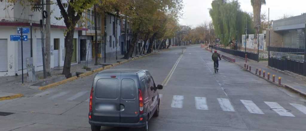 Corte total desde la medianoche en una calle del centro