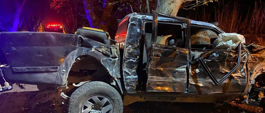 Un hombre está grave al chocar contra un árbol en San Rafael