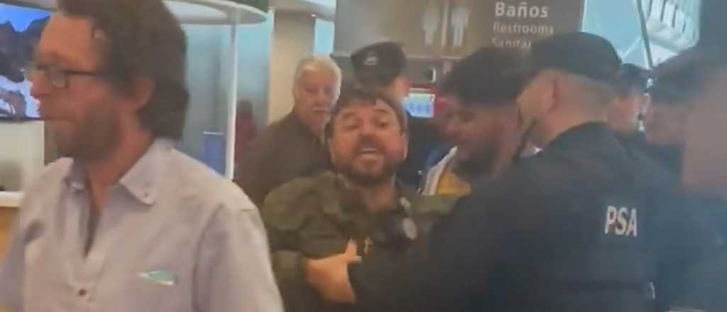 Escracharon a Grabois en Ezeiza y les contestó: "¿A quién le robé?"