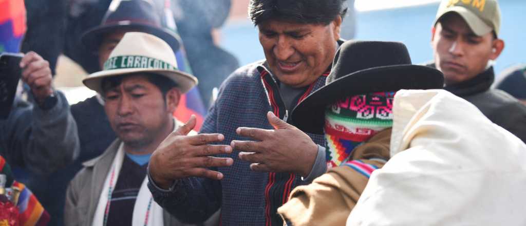 Evo Morales llega a La Paz con 15 mil seguidores 