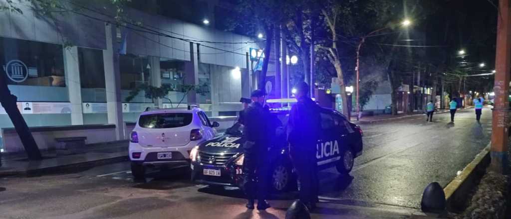 Persecución de película en pleno Centro: quisieron robar una joyería