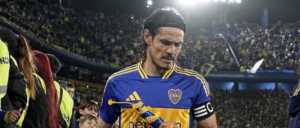 La promesa de Cavani a los hinchas de Boca por la bandera que le dedicaron