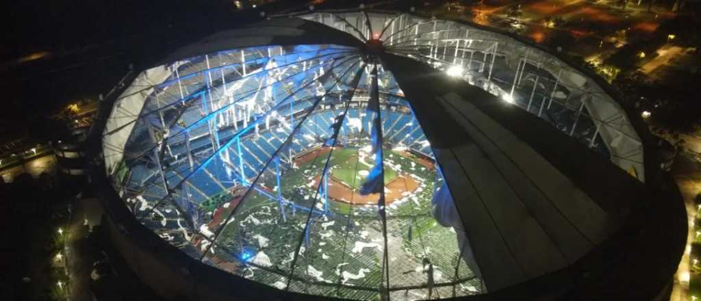 Video: el huracán Milton destrozó un estadio de beisbol