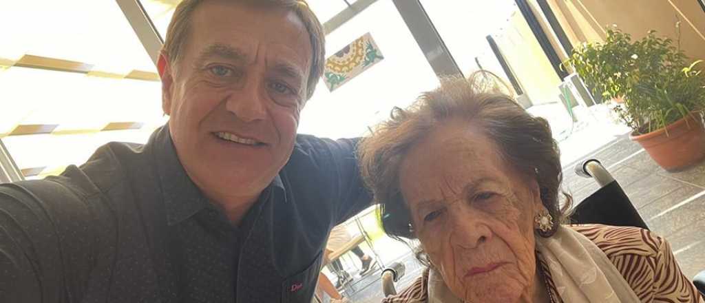 El adiós de Rodolfo Suarez a su mamá "Chicha", que murió a los 100 años