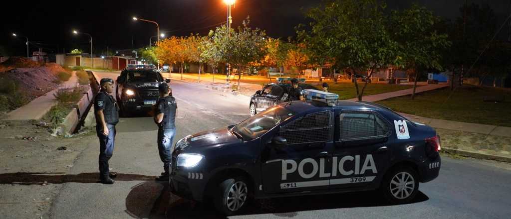 Madrugada insegura en Mendoza: dos robos de motos a punta de pistola