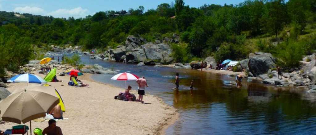 Se tiró de cabeza al río en Córdoba, se golpeo y murió