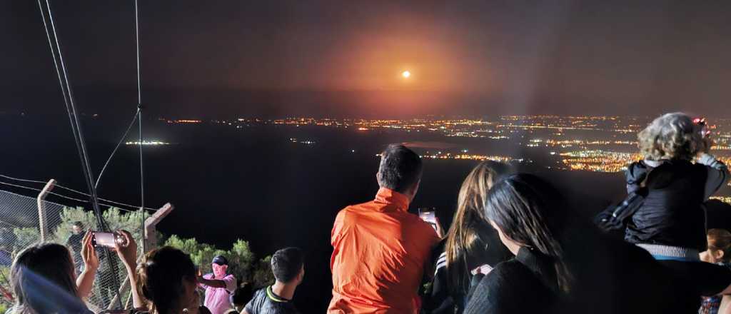 Inolvidable jornada de "Trekking bajo la Luna llena" en Las Heras