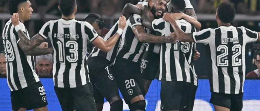 Botafogo goleó a Peñarol y puso un pie en la final de la Libertadores