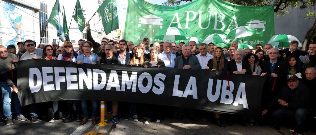 Milei rechazó el documento de la UBA por "violar derechos de estudiantes"