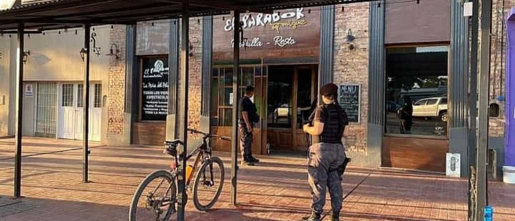 Incendio en Alvear: daños en un reconocido restaurante