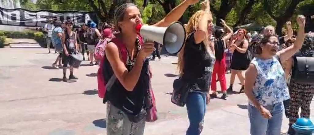 También hubo protesta antiminera: "Los niños van a morir de leucemia"