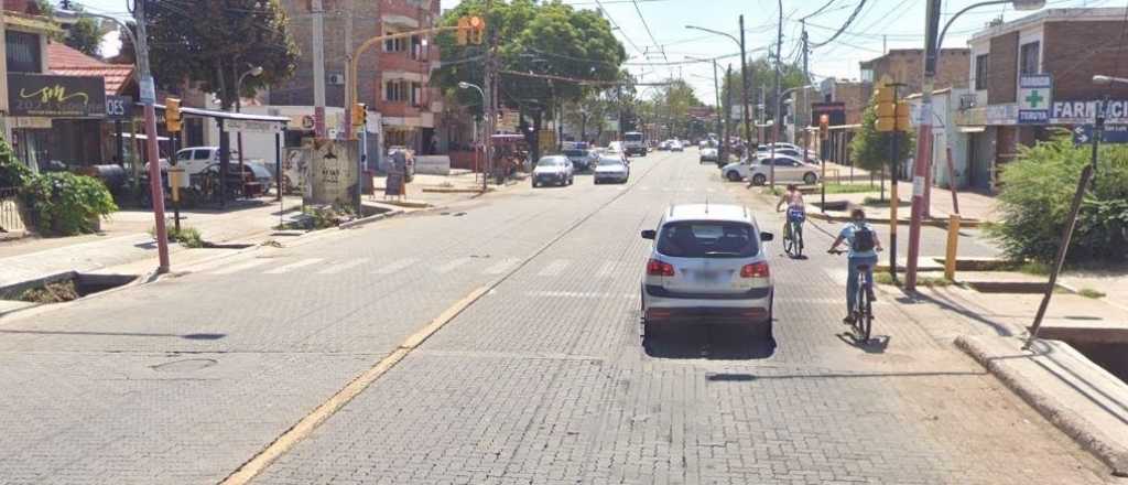 Motochorros robaron una moto a mano armada en la Avenida San Martín