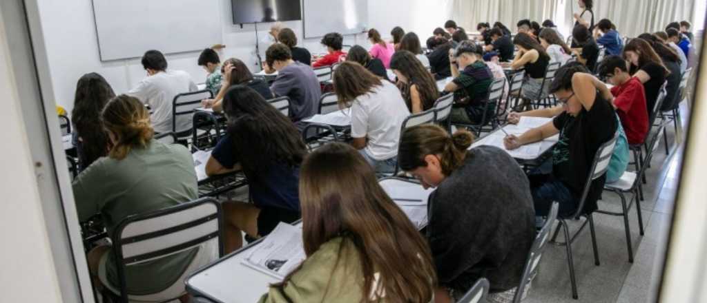 Ingreso a los colegios de la UNCuyo: cuándo y dónde rinden los aspirantes