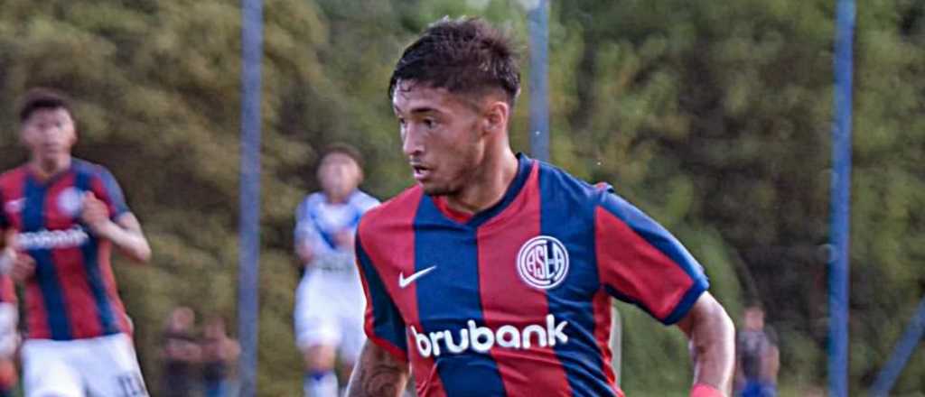 San Lorenzo despidió a un futbolista por jugar el torneo del Kun Agüero