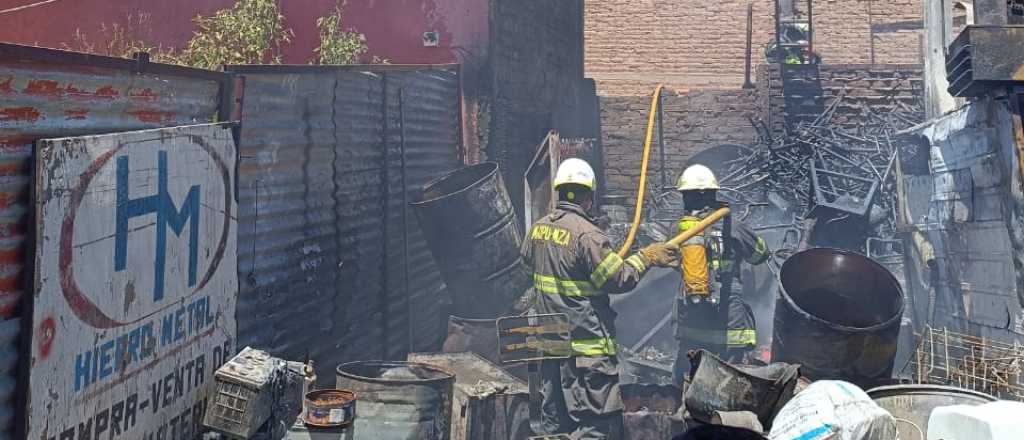 Se quemó una chacarita en Maipú