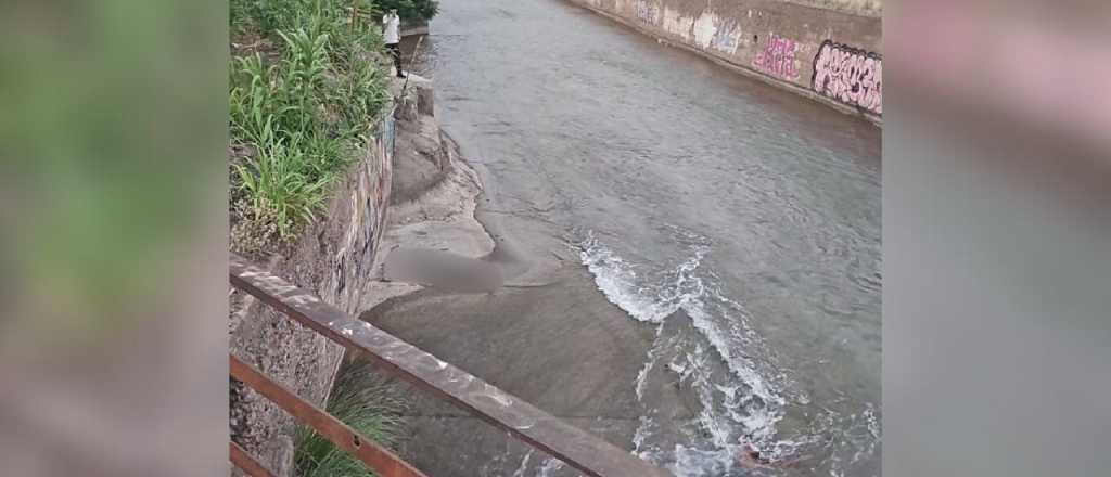 Encontraron a una mujer muerta en el canal Cacique Guaymallén