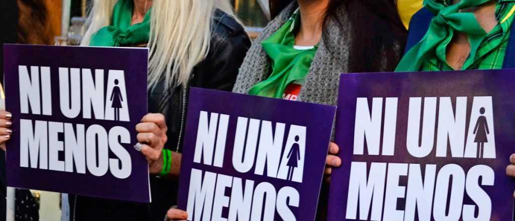 Grupo feminista de Mendoza convoca a un cacerolazo contra Milei