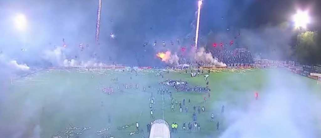 Video: tremendo recibimiento de los hinchas de Gimnasia en la semifinal