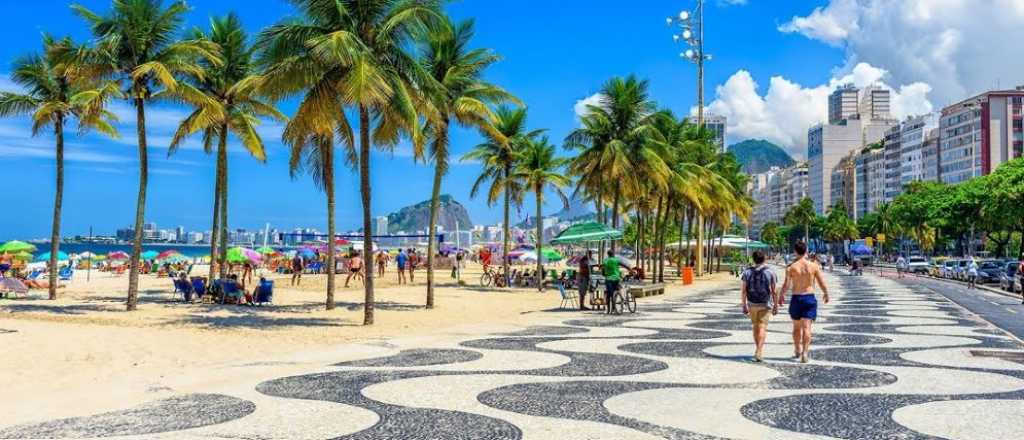 Cuánto cuestan 15 días de vacaciones en Copacabana