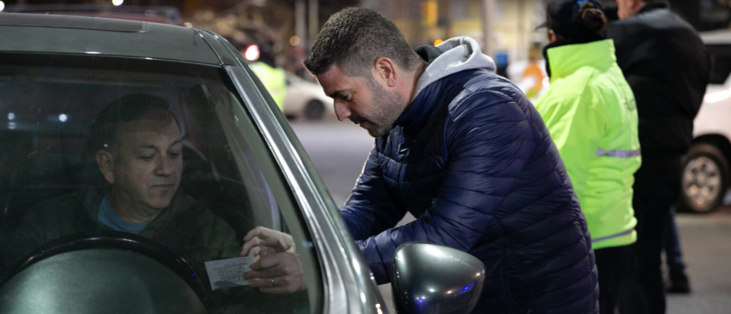 Atención: comienza el estacionamiento medido digital en Ciudad